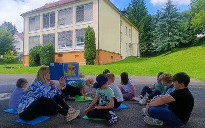 Ura književnost v učilnici na prostem